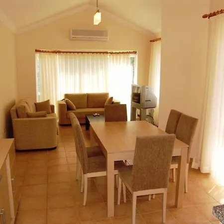 Hotel de apartamente Oasis Holiday Bungalows